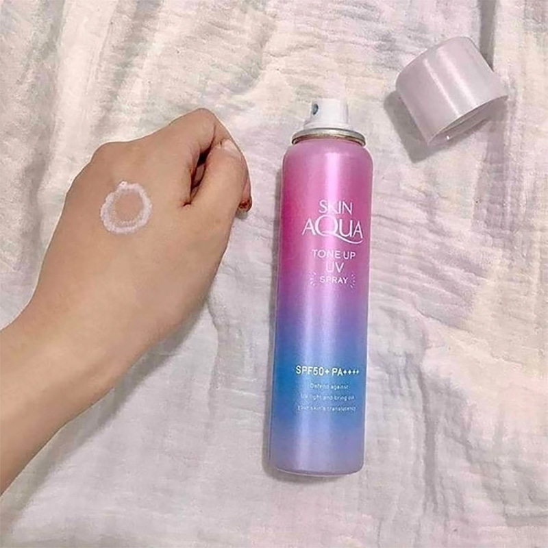 Xịt chống nắng nâng tone Skin Aqua Spray Lavender ROHTO