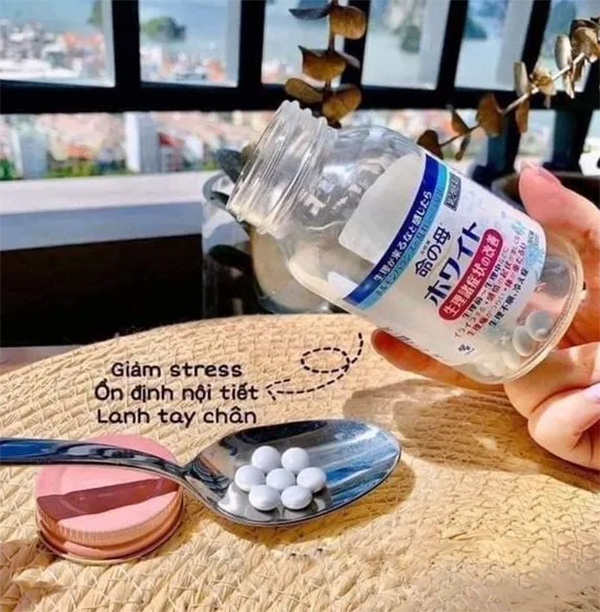 Viên uống điều hòa kinh nguyệt KOBAYASHI 180 viên