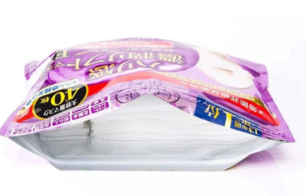 Mặt nạ nâng cơ giúp làm săn chắc da EX Clear Turn KOSE