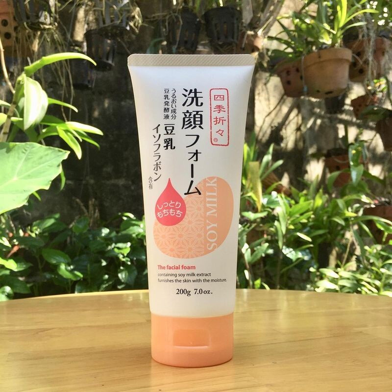 Sữa rửa mặt SHIKIORIORI tinh chất sữa đậu nành KUMANO YUSHI