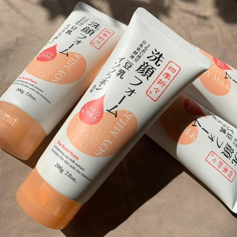 Sữa rửa mặt SHIKIORIORI tinh chất sữa đậu nành KUMANO YUSHI