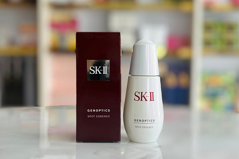 SK II - Tinh chất trị thâm nám, tàn nhang Genoptics Spot Essence 50ml