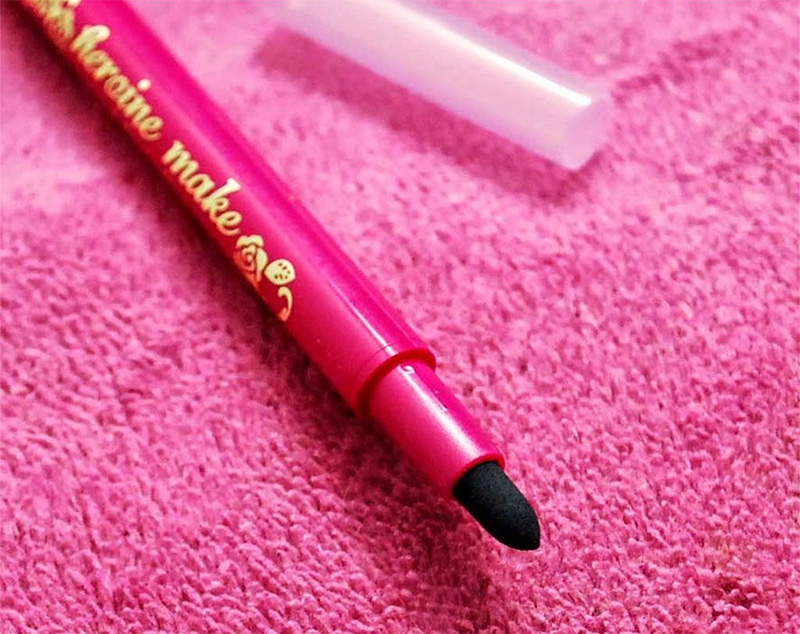 Chì sáp kẻ mắt lâu trôi KISSME