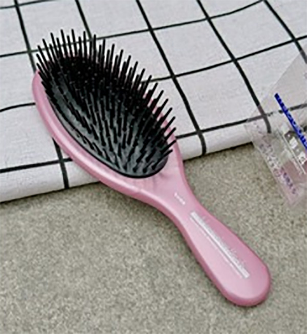 Lược chải chứa ion khoáng dưỡng tóc suôn mượt Mineralion VeSS LIFTREJU