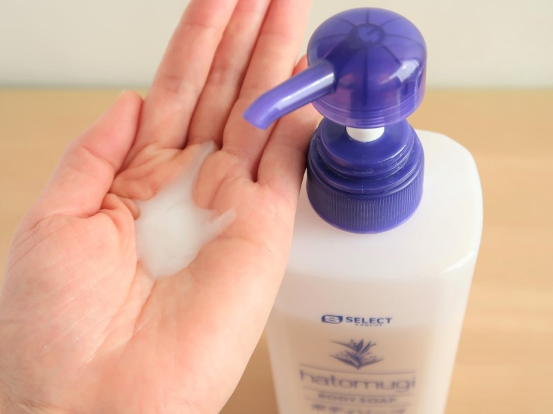 Sữa tắm dưỡng ẩm và làm sáng da Hatomugi S SELECT