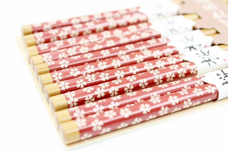 OEM - Set 5 đôi đũa hoa đỏ