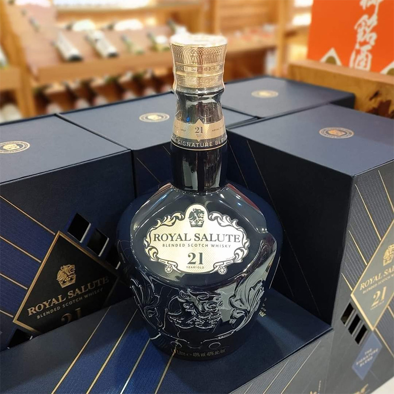 Rượu Chivas 21 Royal Salute 700ml (40 độ)