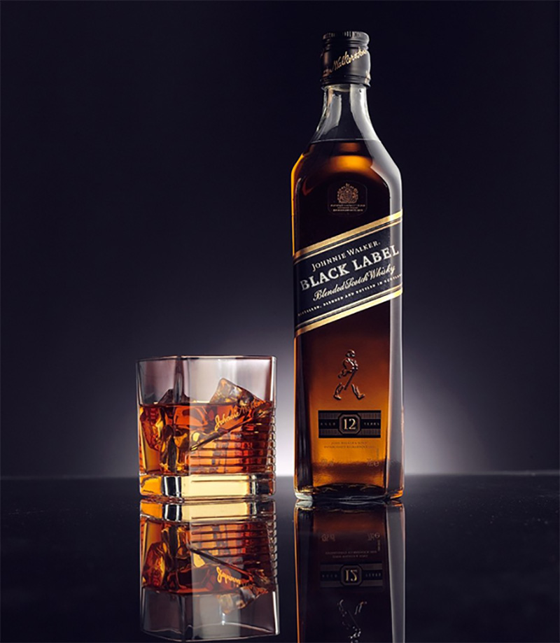 Rượu Johnnie Walker BLACK LABEL 700ml Nhật Bản