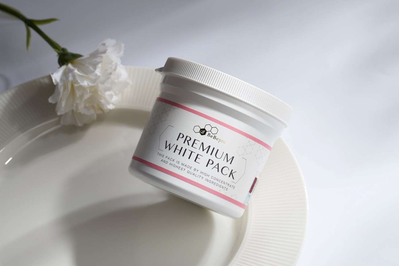 Mặt nạ ủ trắng da Premium White Pack 400g BEBE PRO