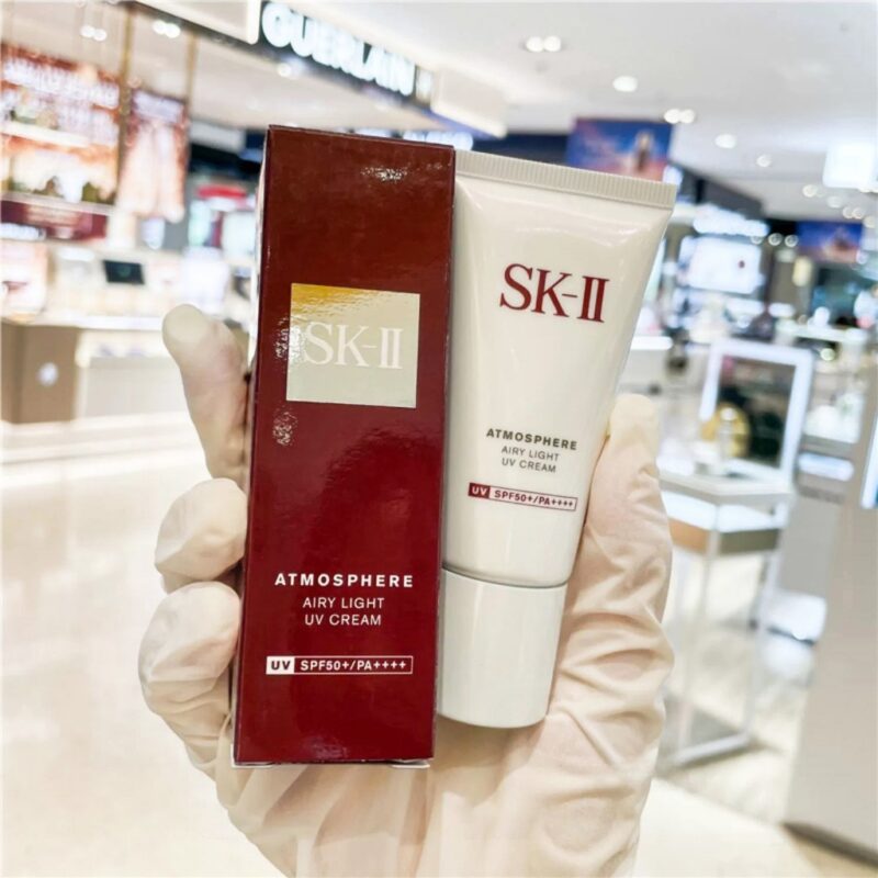 Kem chống nắng Atmosphere Airy Light UV Cream SK-II