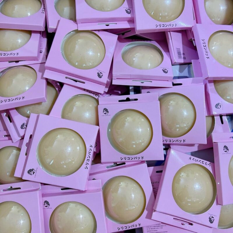 Set 2 miếng dán ngực Silicon CLOVER