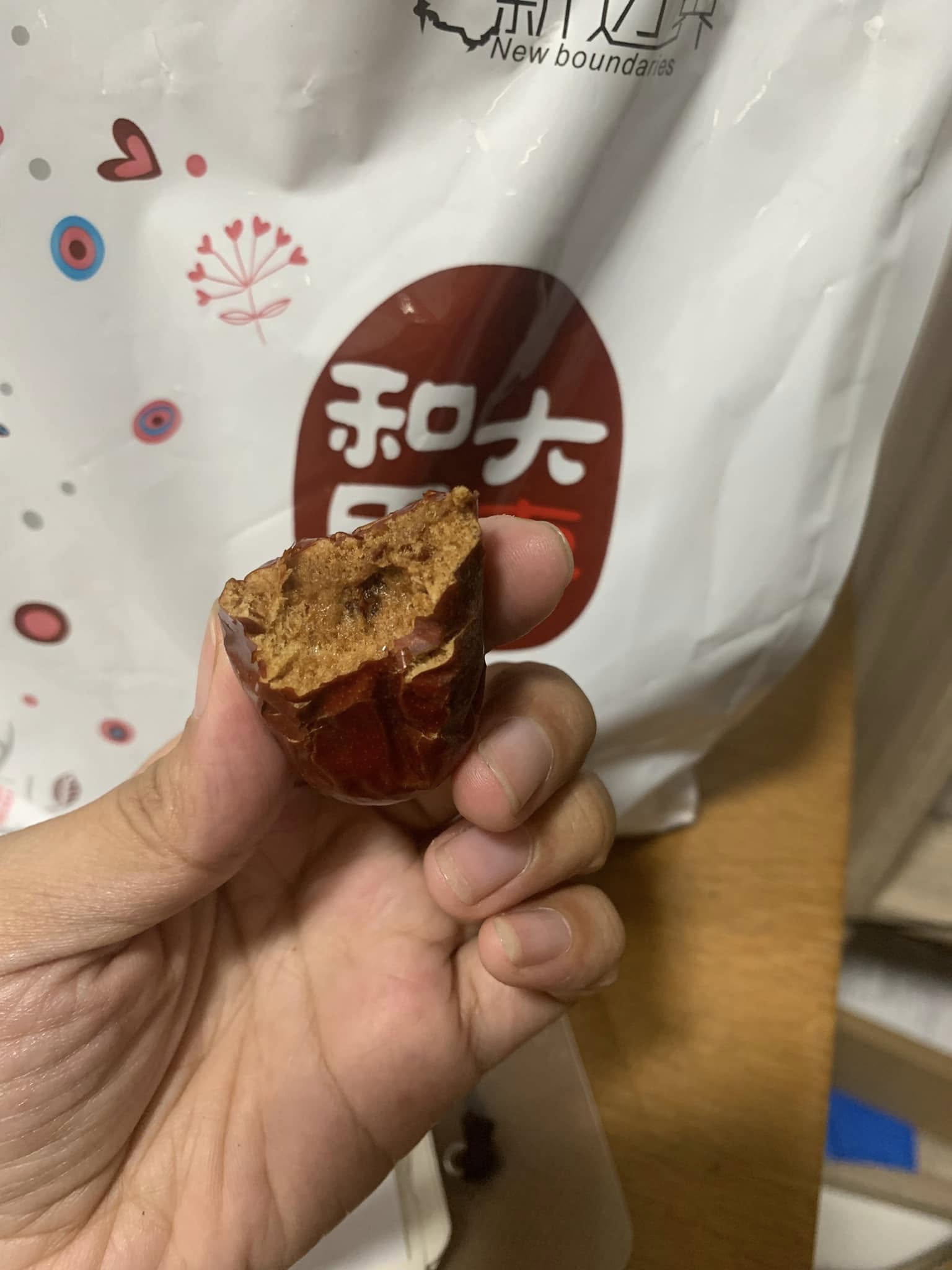 Táo đỏ Tân cương 500g NEW BOUNDARIES